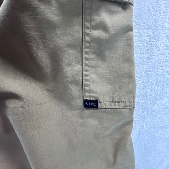 5.11 Tactical Series Cargo Pants Mens Size 36/32 Beige Work Utility Outdoor - Picture 3 of 11